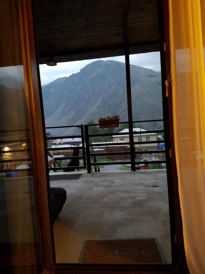 Cottages In Stephantsminda. Echoes Kazbegi Bagian luar foto